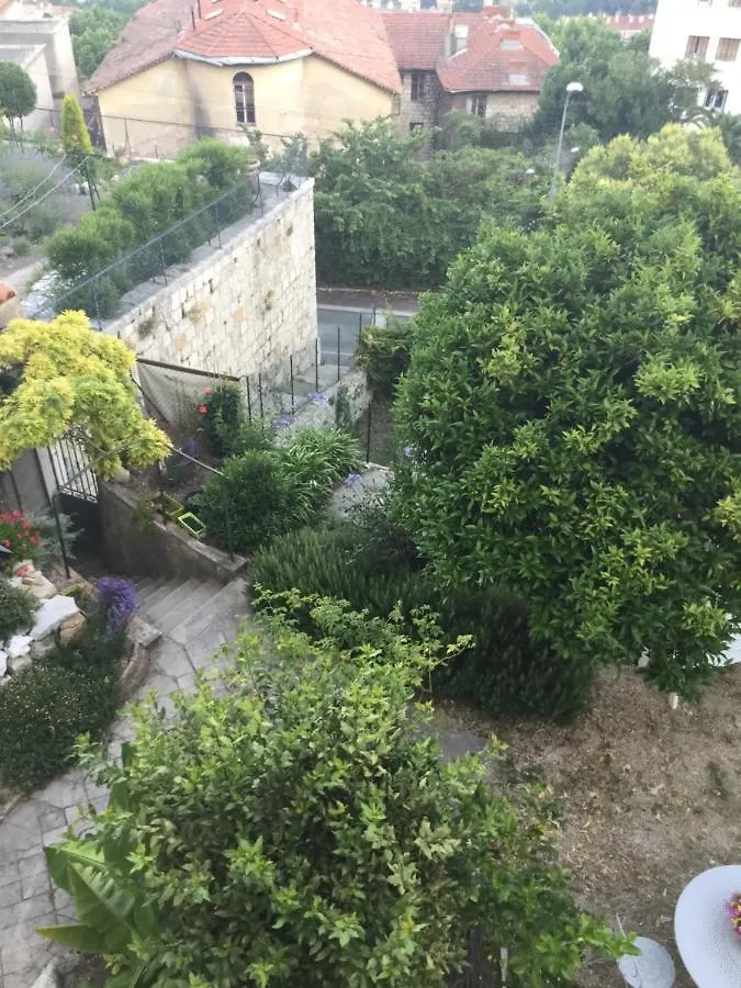 Les Palmiers Panzió Grasse